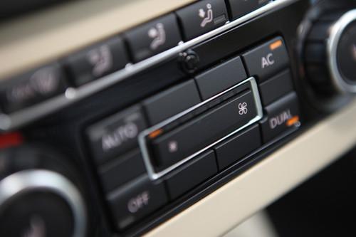 全新家族脸谱 试驾上海大众国产途冠