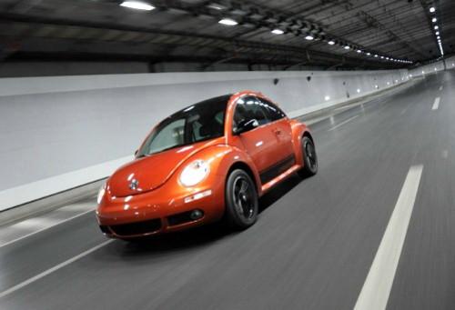 复古+运动 试驾体验大众新甲壳虫墨橘版
