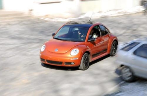 复古+运动 试驾体验大众新甲壳虫墨橘版