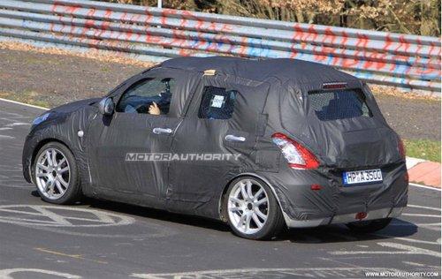 将推四驱车型 铃木新雨燕路试谍照曝光