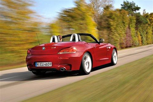 ����Mʤ��M �Լ�2011��Z4 sDrive35is ����֮��