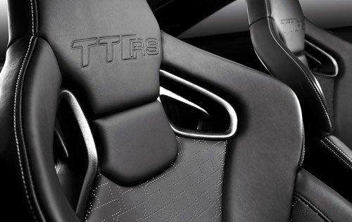 向保时捷发起挑战!试驾奥迪新一代TT RS 汽车之家 向保时捷发起挑战!试驾奥迪新一代TT RS 汽车之家