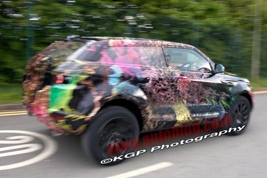 前驱当道!路虎LRX量产版路试谍照曝光