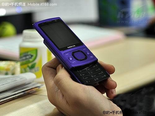 新一代金刚智能机 诺基亚6700S仅1330元