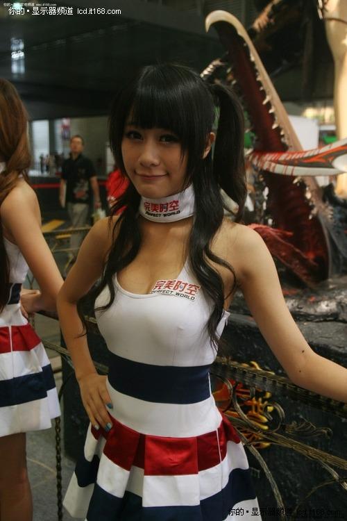 ChinaJoy<em>美女</em>图 低胸美腿领<em>风骚</em> (20)--中新网