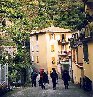 意大利慢生活:一顿饭能吃一天 走路太快被罚(5