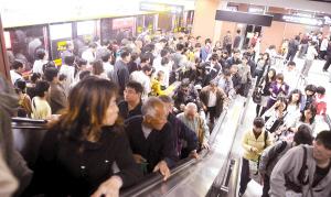 出招暗战地铁时代 有机遇也有冲击 - 王先庆 - 王先庆博客 www.kesum.com 出招暗战地铁时代 有机遇也有冲击 - 王先庆 - 王先庆博客 www.kesum.com