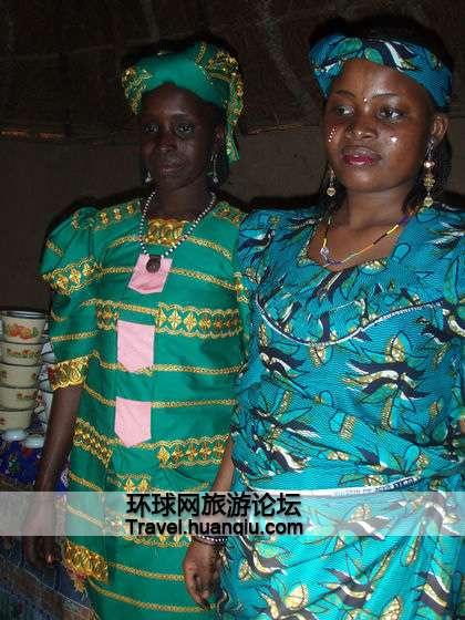 喀麦隆奇异风俗:儿子可以娶妈(组图)