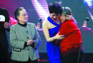 海清小沈阳《后厨》共掌勺 谈合作显没底气