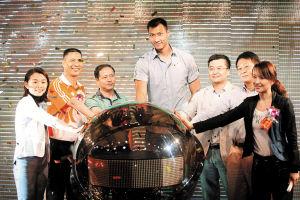 易建联:不担心自己失业 男篮亚锦赛夺冠有信心