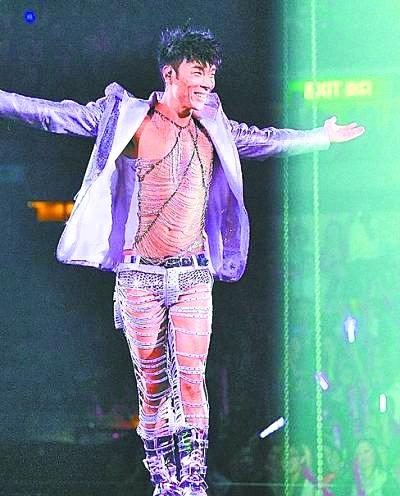 许志安个唱借歌传情 被传明年与郑秀文海外完