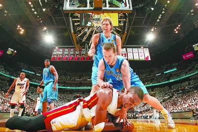 小牛板凳队员效率不高 特里 迷信手段 没起作用