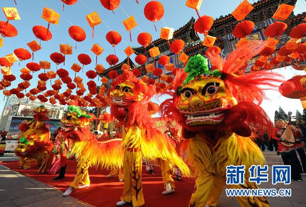 各地旅游景点图片_春节各地旅游收入