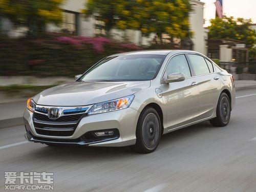 2013�����м���չ��