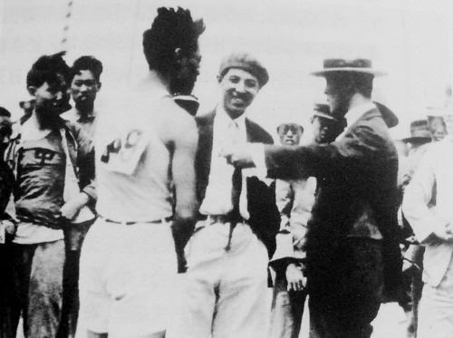 张学良排行老几_赵一荻16岁与张学良谈恋爱,53岁才结为夫妻,整整陪伴张学良72年(2)