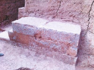 洛阳衡山北路北魏大墓:毁墓比盗墓下手还早(图)(2)