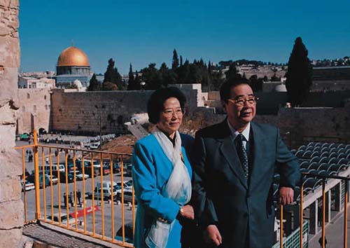 李鹏新书忆爱情婚姻:与朱琳互称“大琳”