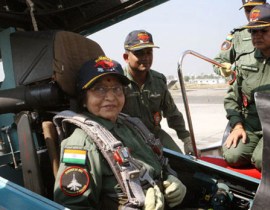 ��Ϊһ�����70��ĸ���Ů�ԣ�����Ҳ����λΪ����ͥ�����������ٶ������µ���սȴ�Ӳ�η�塣ȥ����ף�������ӡ�����򸽽�����ڸԿվ����ش��ӡ�����Ƚ�����-30ս�������������졣