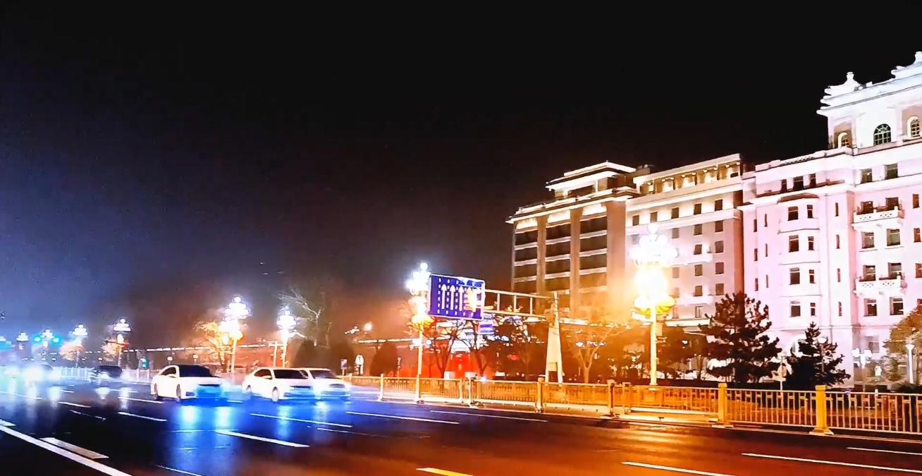 夜幕下的北京十里长街