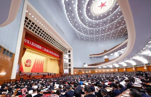 “两高”报告谈惩治网络犯罪：规范直播带货，从严追诉诽谤