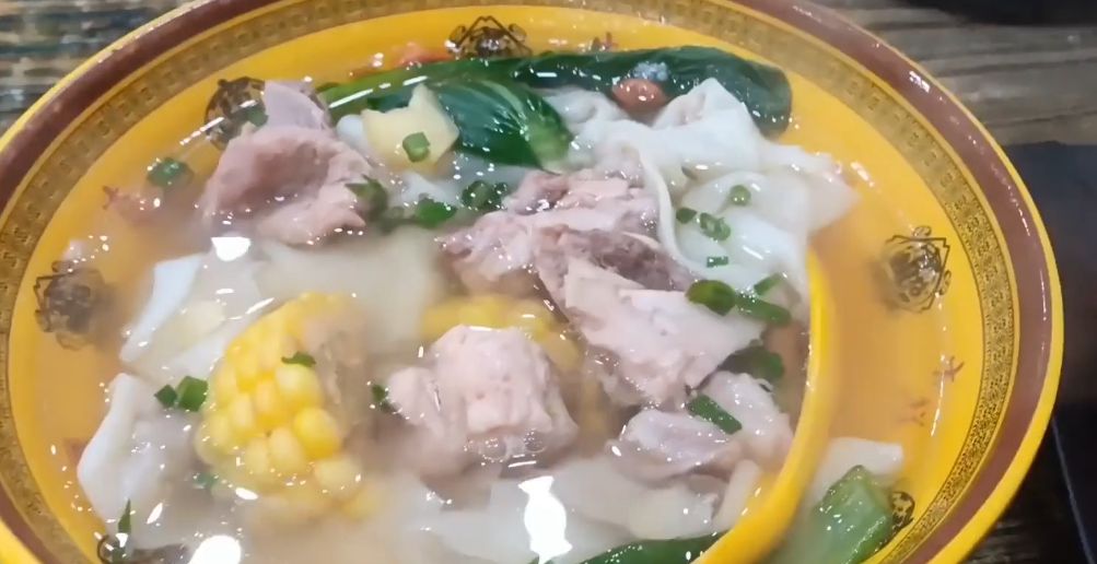来尝尝沙县小馄饨