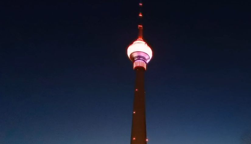 夜晚的中央电视塔