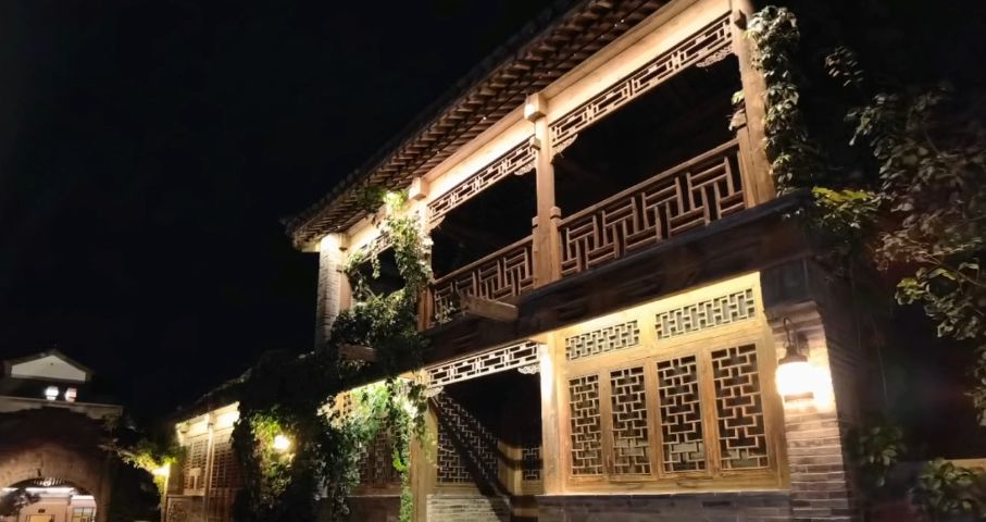 夜色朦胧，诗情画意的古北水镇