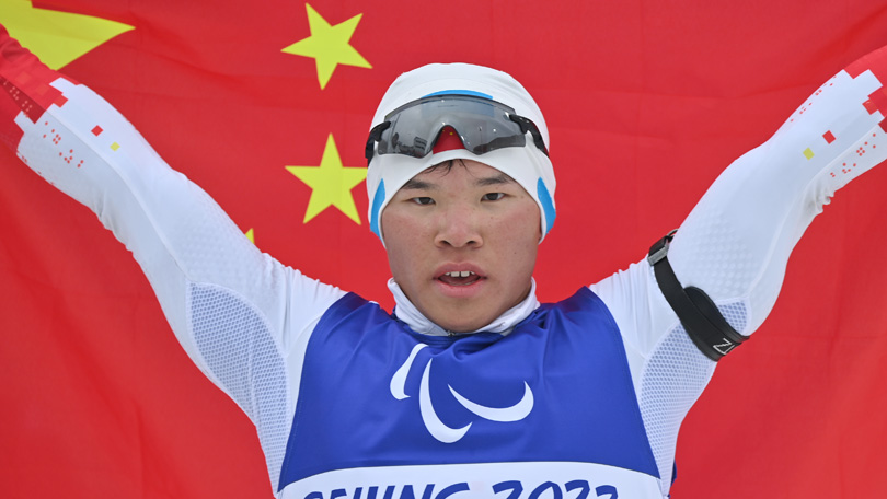刘梦涛获残奥冬季两项男子长距离-坐姿项目冠军