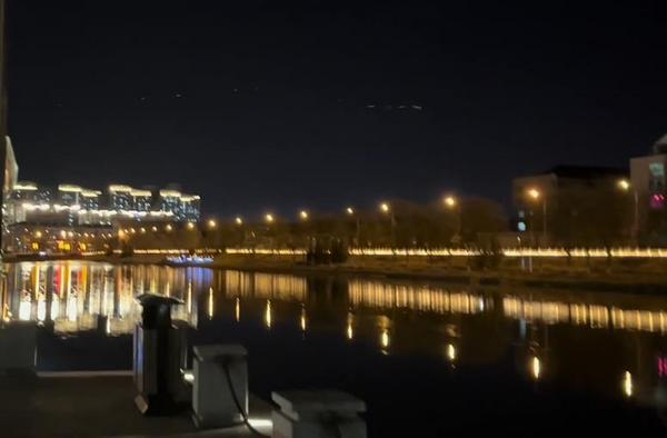 天气渐暖，北京夜景格外美丽