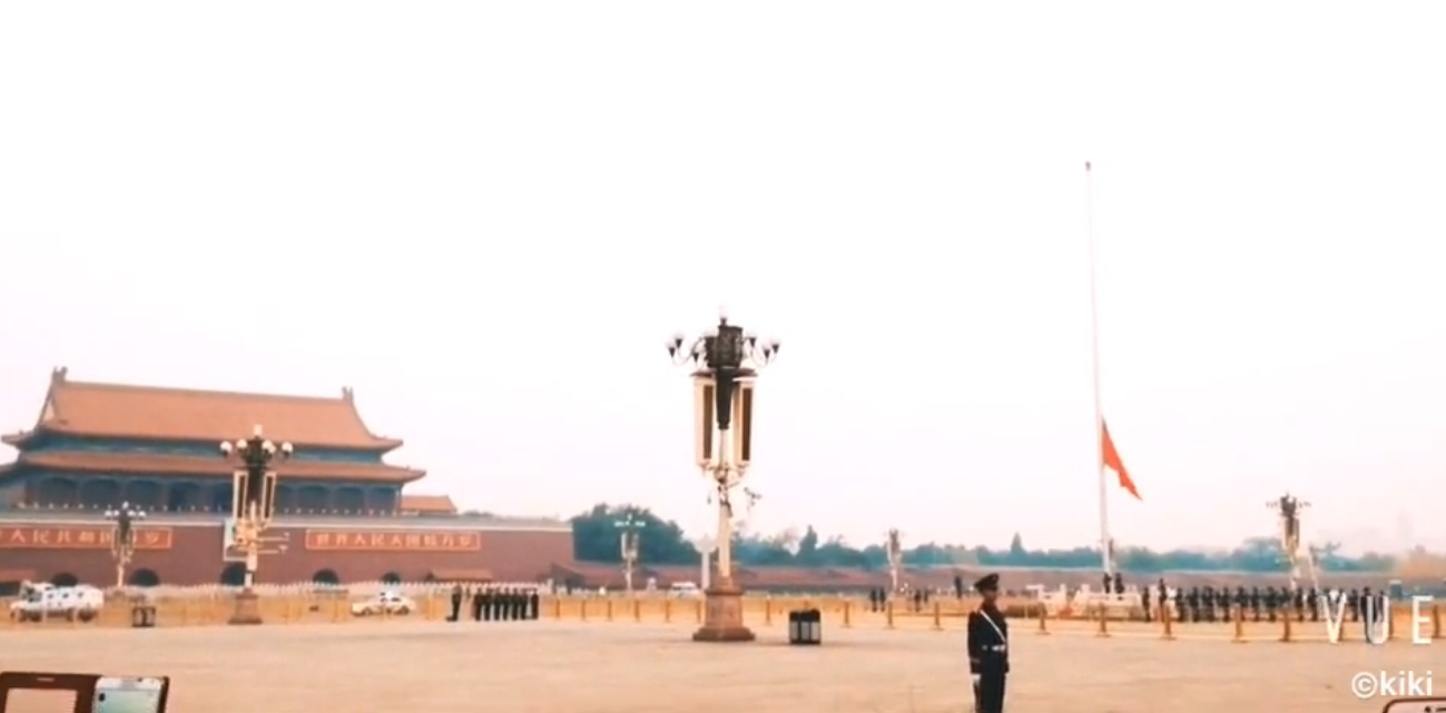 天安门广场的升旗仪式