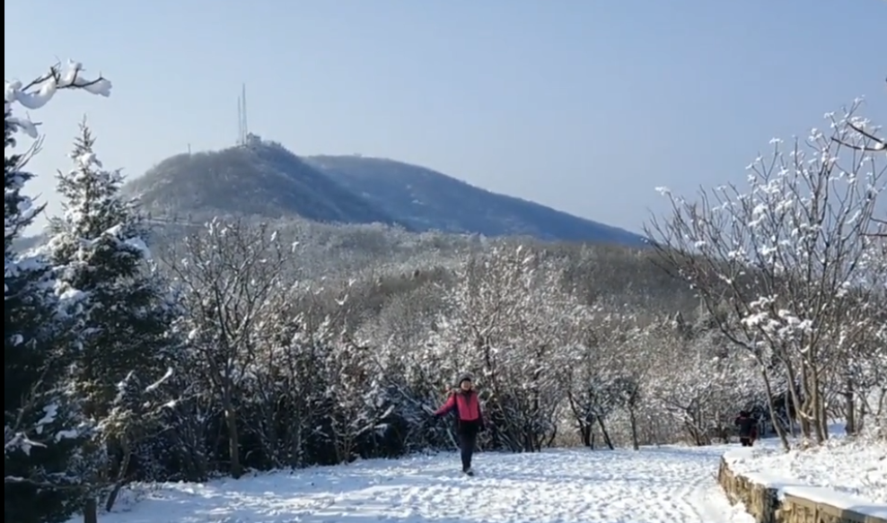 西山晴雪，燕京八景之一