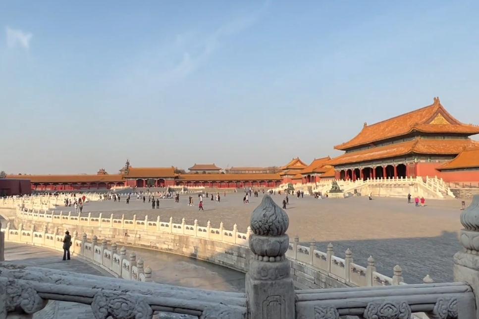 参观故宫博物院