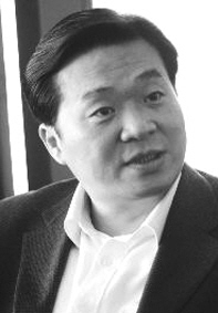 北京秀水街原总经理涉嫌受贿案重审仍坚称无罪