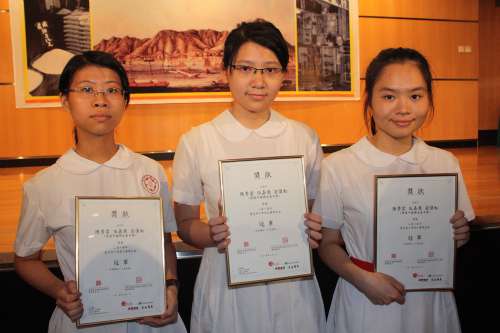 90后青年凭六十年代大牌档照片印证香港历史