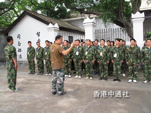 ��ý�߷û��Ҿ�У�������¼��ܶ�������ͼ��