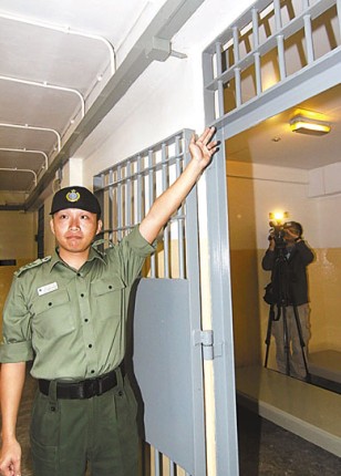 香港惩教署“软硬兼施”预防囚犯自杀或自残(图)