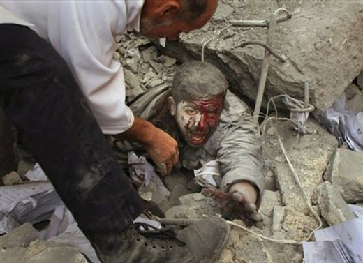 以军空袭加沙至少造成375人死 包括60余名平民