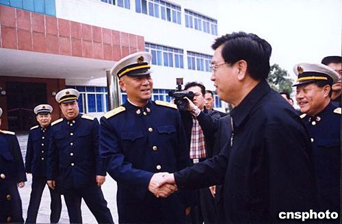 胡锦涛会见海军代表+海军司令员吴胜利参加会