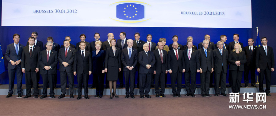 港媒:卡梅伦拒签欧盟契约舆论关注英欧盟地位