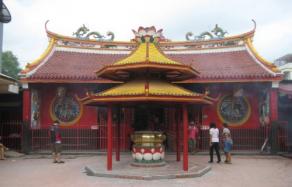 �żӴ����˽�Լ400��������Ժʧ�����ʮ����