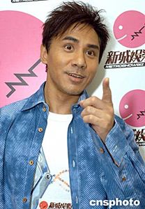 图:歌星黄凯芹出席香港新城电台访问节目