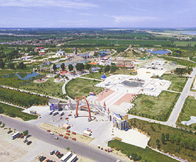 大庆风光--油田乐园