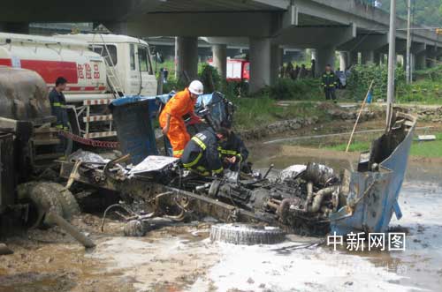 槽罐车高速
