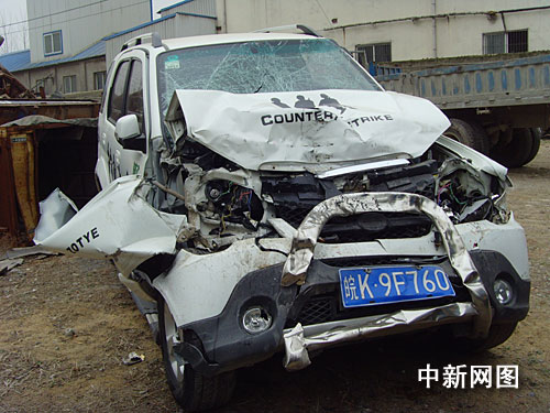 阜阳越野车肇事者涉危害公共安全 记者采访遭