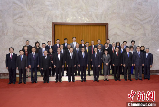 李克强会见美国百人会访华团代表并座谈交流(3)