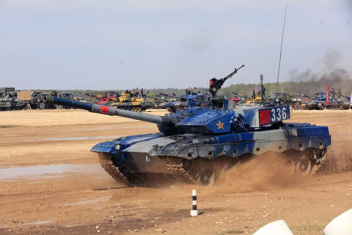 中国亮相坦克两项比赛