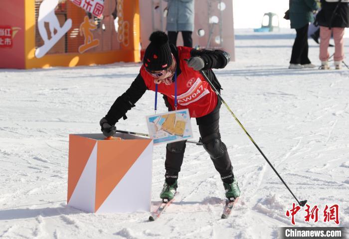 全国滑雪定向挑战赛宁夏兴庆站开赛