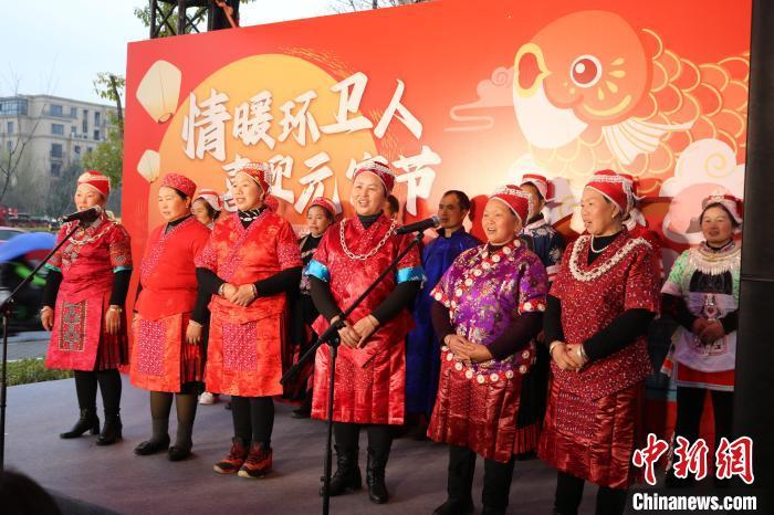 （新春走基层）杭州组织环卫工人共庆元宵节