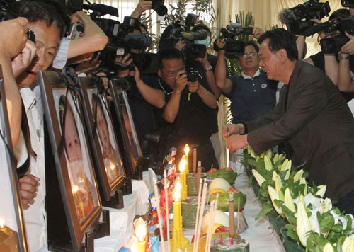 ��ͼ:��½�����οͼ���½����̨̽���������ˣ�5��