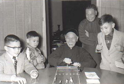 揭秘蒋介石5个孙子的不同人生际遇(组图)(4)